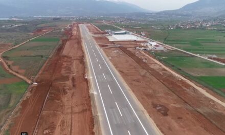 Aeroporti i Kukësit, Balluku: Gati për fluturimin e parë. Çunat e Londrës do të priten nga Rama