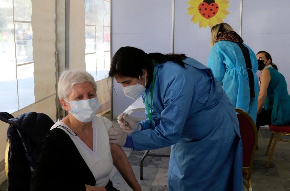 “Nuk ka asnjë rast vdekjeje që lidhet me vaksinën antiCovid në Shqipëri”