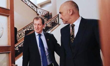 Ish-këshilltari i Toni Blair mbështet publikisht Edi Ramën