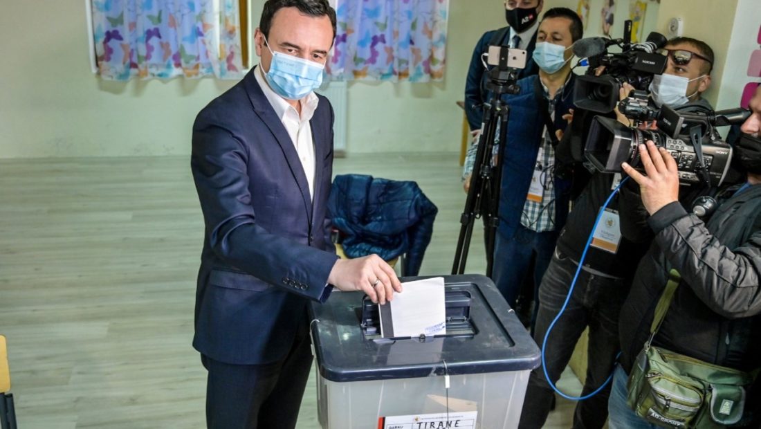 Kritika nga PE dhe SHBA: E papranueshme që Albin Kurti voton në Shqipëri