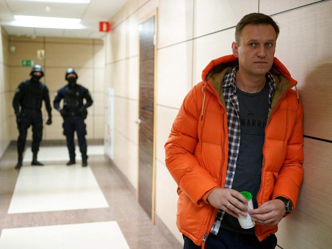 “Navalny po vdes. Është çështje ditësh”. Reagon Joe Biden, apel edhe nga 70 artistë e shkrimtarë