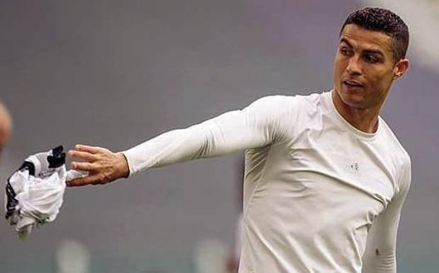 Merkatoja dhe e ardhmja e pasigurt, shkaqet e nervozizmit të Ronaldos
