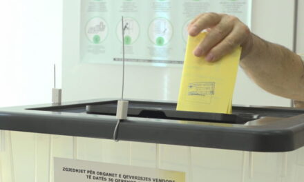 Zgjedhjet lokale/ BIRN: Hasi zbrazet nga emigracioni, por fushata ngec tek akuzat për blerje vote