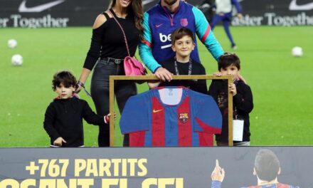 Barcelona i ofron kontratë të re Lionel Messi