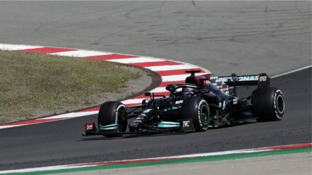 Formula 1, Hamilton triumfon në Portugali
