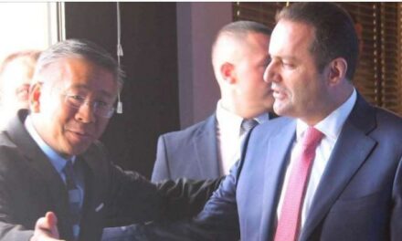Llalla akuzon ish-ambasadorin Donald Lu: Më bëri presion për të mbyllur hetimin e Bankers