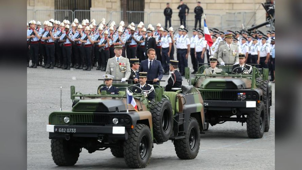 Paralajmërimi i 20 gjeneralëve: Franca po rrëshqet me shpejtësi drejt Luftës Civile