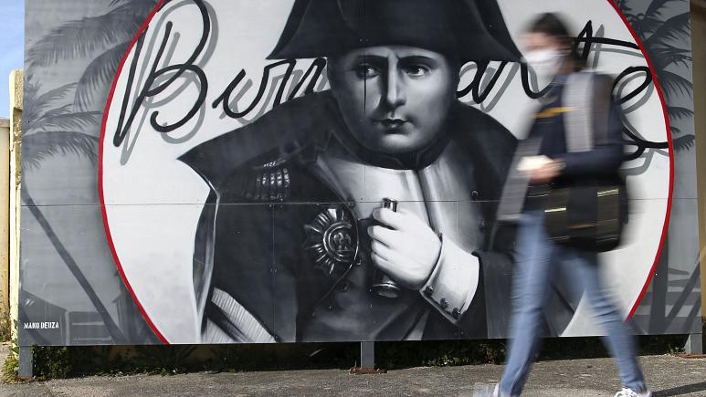 Dy shekuj teori konspiracioni për vdekjen e Napoleonit