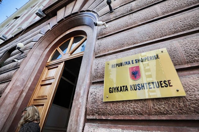 Gjykata Kushtetuese shqyrton sot “Teatrin”/ Përfshihet si objekt hetimi vendimi i Këshillit të Bashkisë Tiranë