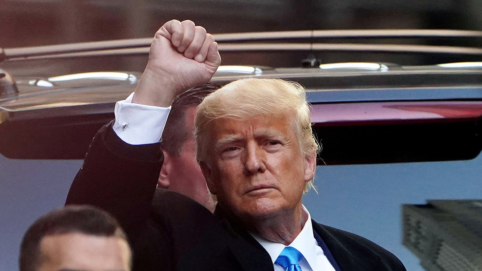 Gazetarja e “New York Times”: Donald Trump pret të rikthehet në Presidencë deri në gusht