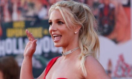 “Dua të më kthehet jeta ime”, Britney Spears flet kundër kujdestarisë së të atit në gjykatë