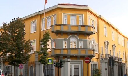 Ministria e Arsimit: Kallëzim penal për publikimin e testit të Gjuhës Shqipe