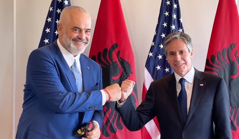 Rama-Blinken nënshkruajnë marrëveshjen mes Shqipërisë dhe SHBA-së për teknologjinë 5G