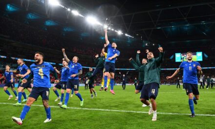 Italia, finalistja e parë e Europianit, mposht me penallti Spanjën