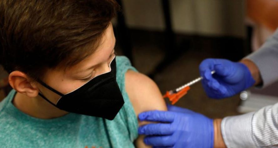 Fëmijët nga 12 vjeç duhet të vaksinohen urgjent që të shmangin variantin Delta