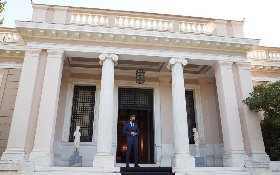 Ndryshime në qeverinë greke, Mitsotakis riorganizon kabinetin pas zjarreve: Ministri e re për Mbrojtjen Civile