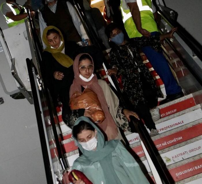 275 shtetas afganë kanë mbërritur në Shqipëri gjatë 48 orëve të fundit