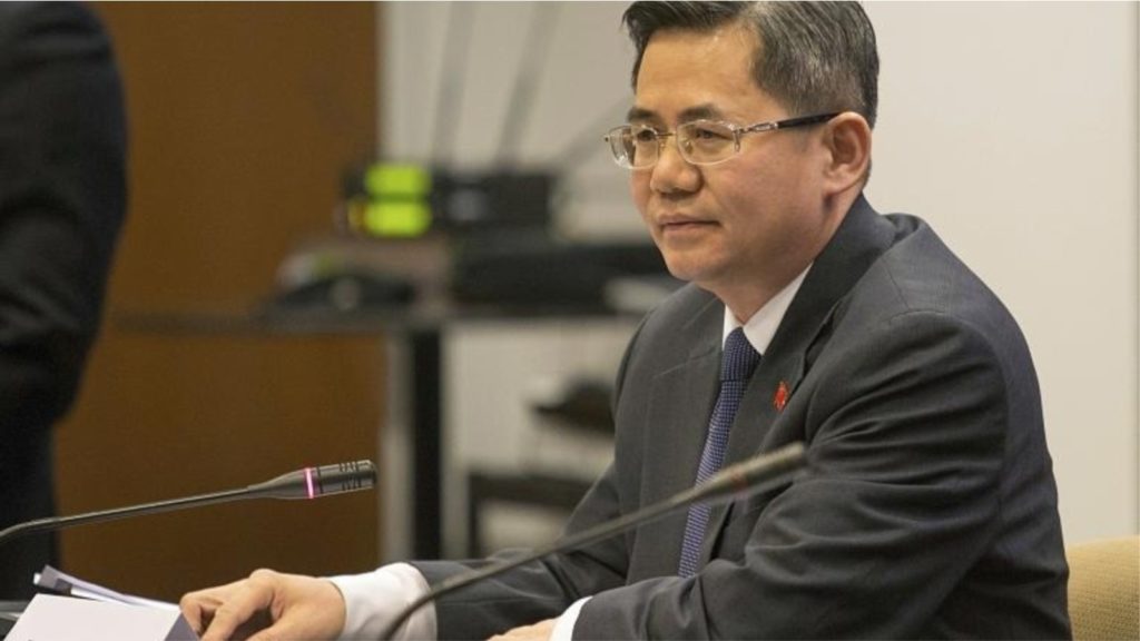 Kina sanksionoi 7 parlamentarë britanikë, ambasadori kinez nuk lejohet të hyjë në Parlament