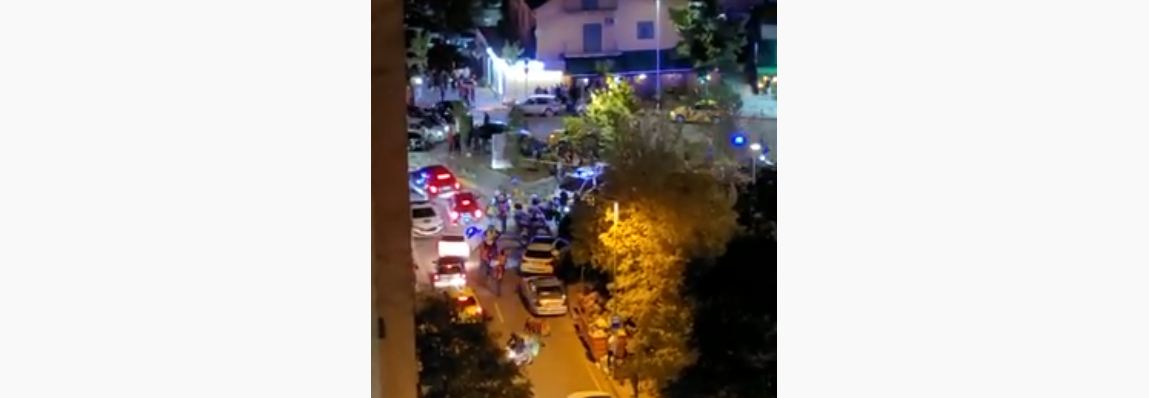 Atentat me armë zjarri te “Komuna e Parisit”, në kulmin e ndeshjes Shqipëri-Poloni, plagoset 22-vjeçari