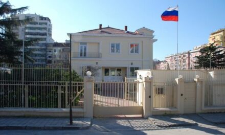 Vdekja e 4 turistëve në Qerret, reagon ambasada ruse në Tiranë