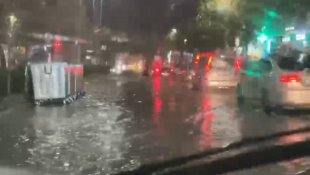 VIDEO: Përmbytet Vlora, disa zona të qytetit nën ujë