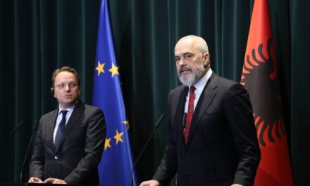 Dështimi i anëtarësimit të Shqipërisë në BE po bëhet diçka normale