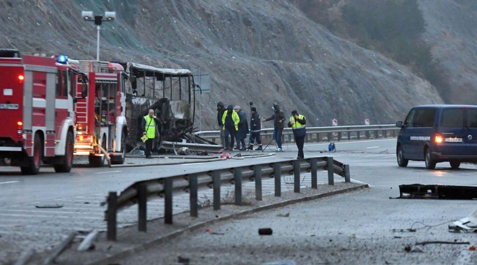 “Pasagjerët ishin gjallë në momentin e zjarrit”, prokurorët japin detaje mbi aksidentin tragjik në Bullgari