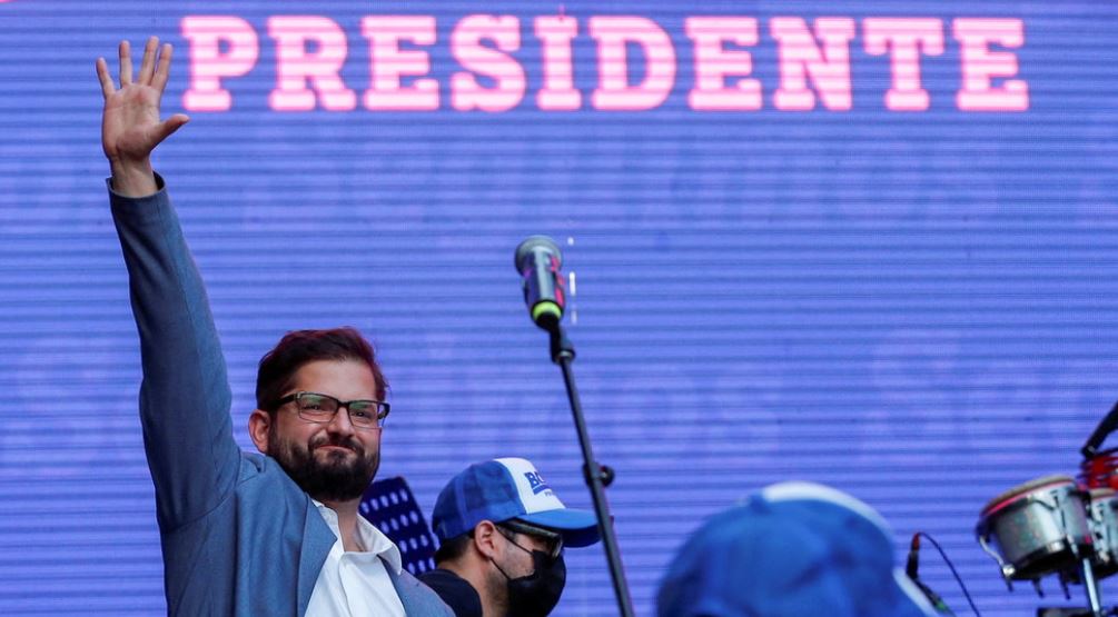 Kili kthehet majtas, zgjedh presidentin më të ri në histori