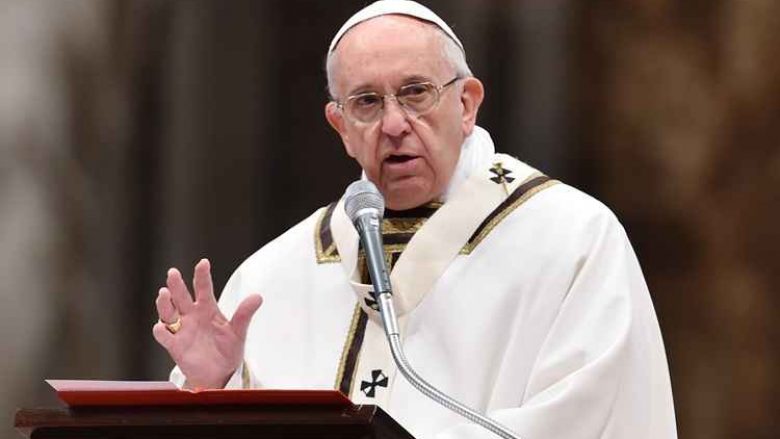 Marrëdhënia intime jashtë martesës, Papa Françesku: Nuk është mëkati më i rëndë