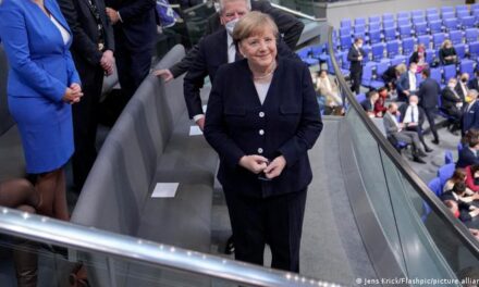 Angela Merkel me një libër autobiografik për momentet më pikante