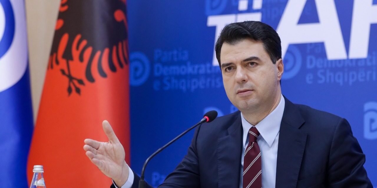 Basha sulmon Berishën: Hera e parë që një politikan thërret protestë kundër partisë së tij