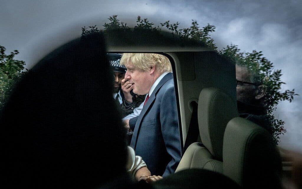 Popullariteti në pikatë, çfarë po ndodh me Boris Johnson?