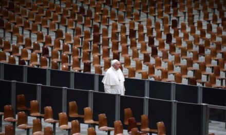 “Dhuna ndaj grave fenomen satanik”, Papa Françesku mban një nga fjalimet më të ashpra