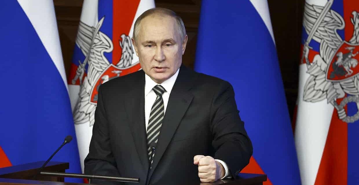 Putin nuk e përjashton mundësinë e sulmit në Ukrainë