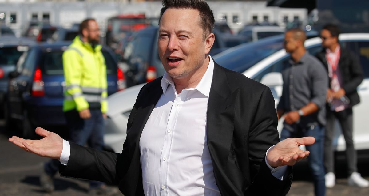 Personat më të pasur në botë, Elon Musk thyen rekordin e vendosur nga Rockefeller