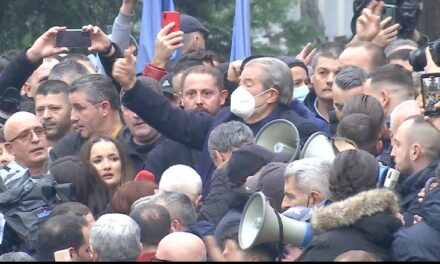 Kryesia e PD-së përjashton përgjithmonë Sali Berishën nga partia