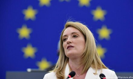 Roberta Metsola zgjidhet presidentja e re e Parlamentit Evropian pas vdekjes së Sassolit – Gruaja e tretë në histori që mban këtë post