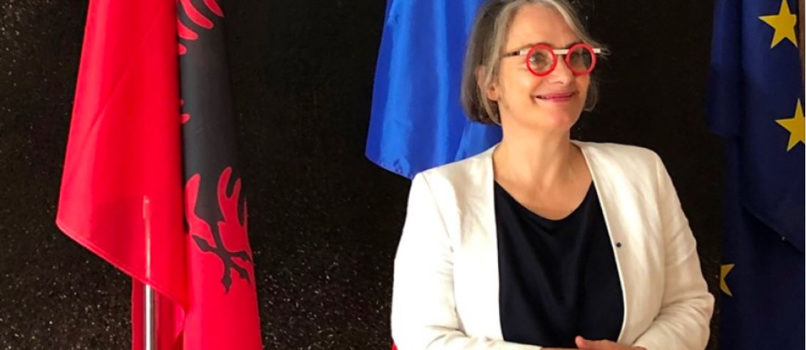 Ambasadorja franceze: Shqipëria dhe MV nuk mund të ndahen në procesin e integrimit