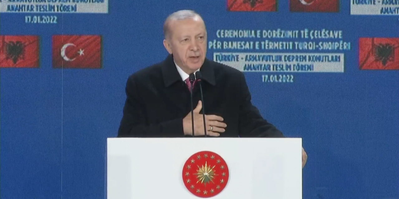Erdogan: Gjatë pandemisë shtetet e mëdha mbyllën sytë, ne dolëm jashtë për të parë dramat e vëllezërve tanë
