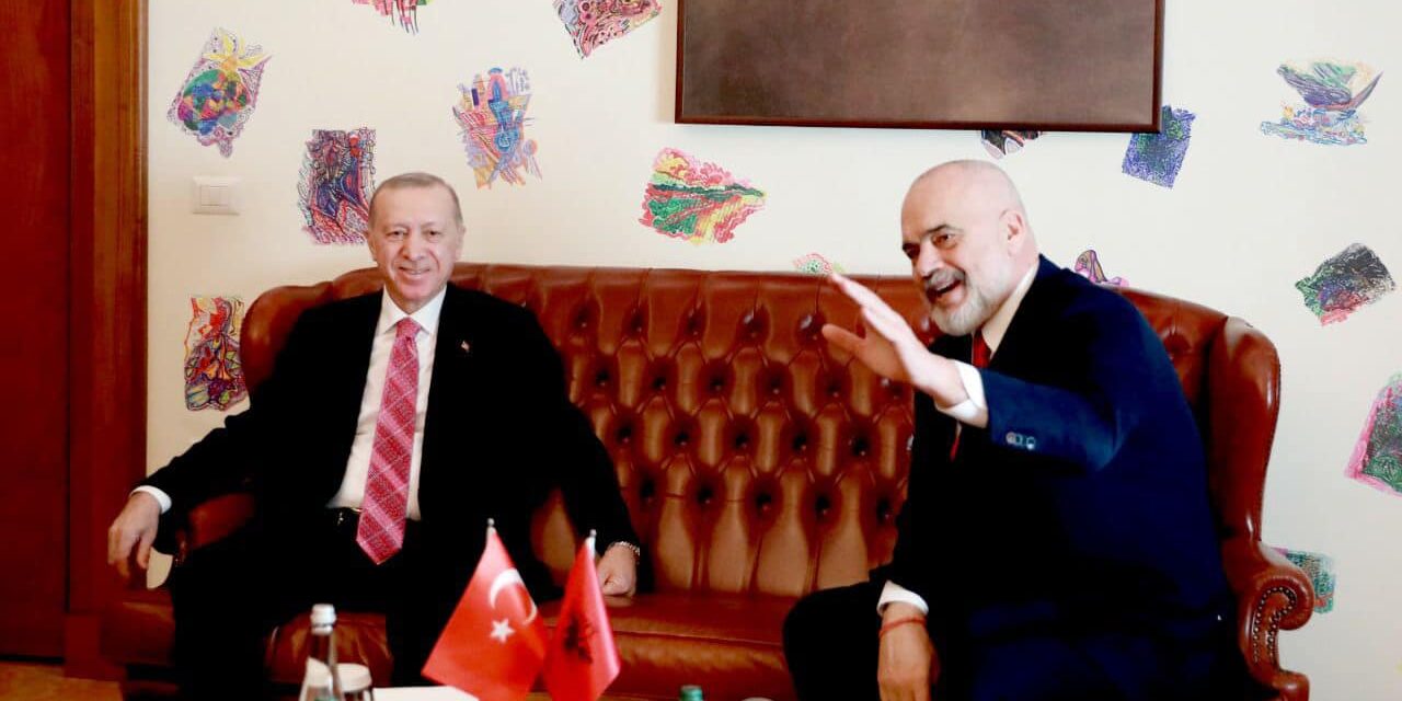 “Vizita e Erdogan ishte rastësi që u zhvillua në ditën e vdekjes së Skënderbeut”