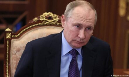 Putinit po i mbarojnë opsionet me Ukrainën
