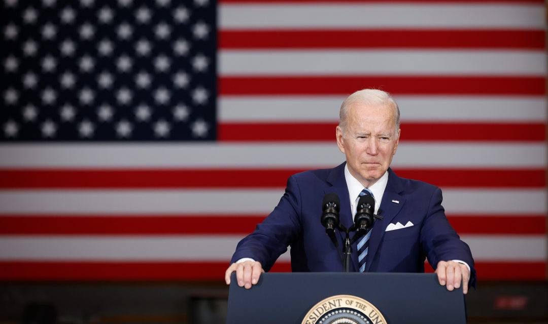 Biden: Amerikanët të largohen nga Ukraina, gjërat mund të çmenden me shpejtësi
