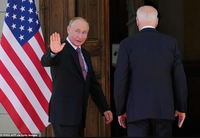 Biden e quan Putinin rrugaç dhe kriminel, Kremlini ironizon: Është i lodhur dhe harron shpejt
