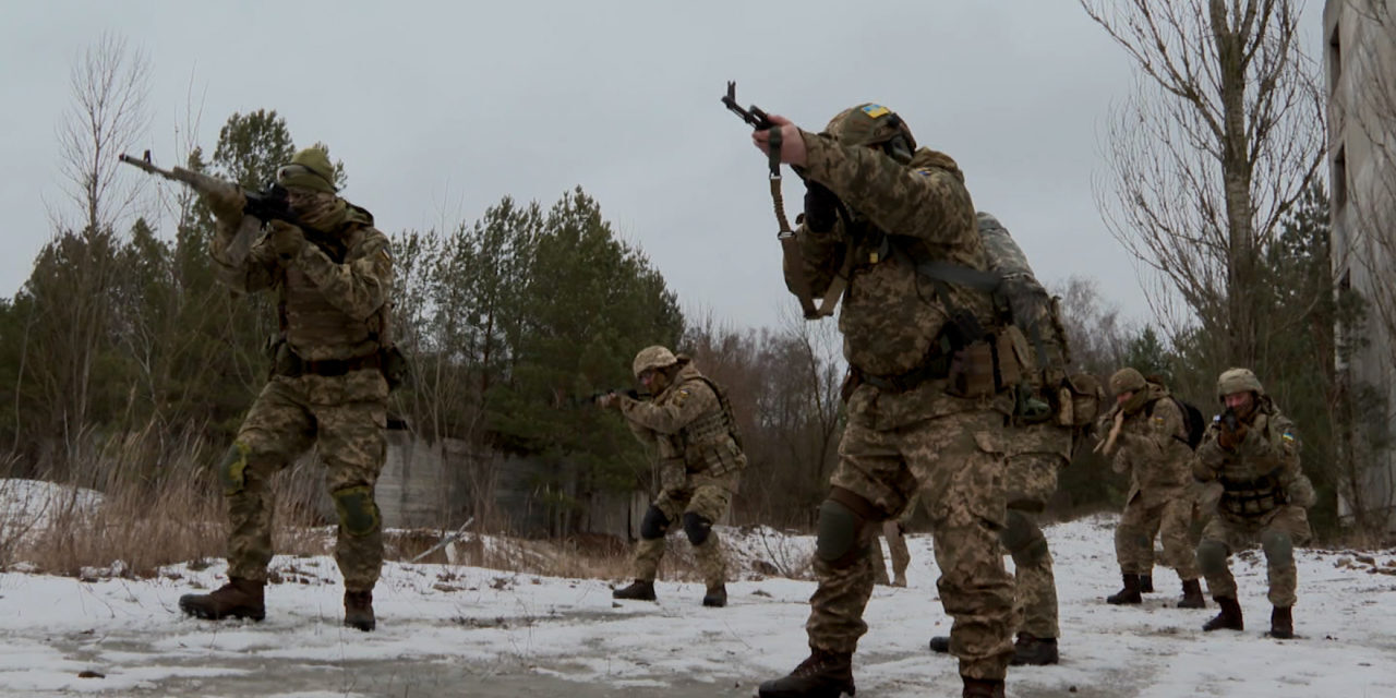 Trupat ruse nisin tërheqjen nga kufiri me Ukrainën: Propaganda e Perëndimit u turpërua