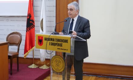 “Qytetet shqiptare renditen në Mesjetë në radhën e qyteteve më të përparuara europiane