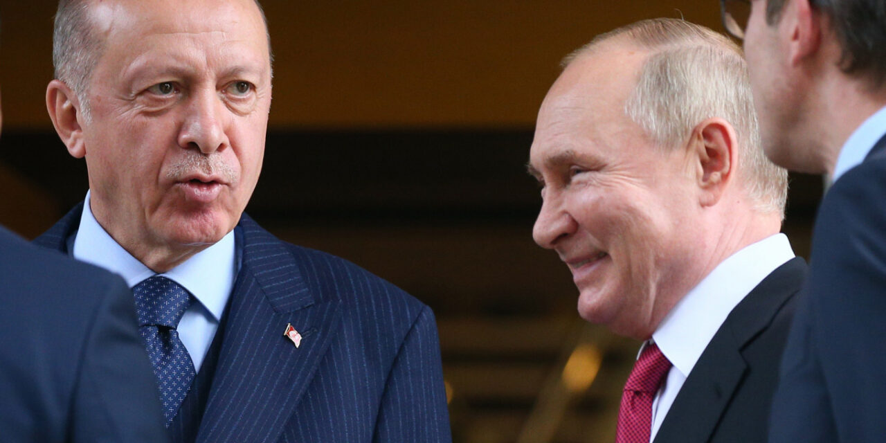 Telefonata: Erdogan kërkon të ulë ballë për ballë Putin dhe Zelenskyn