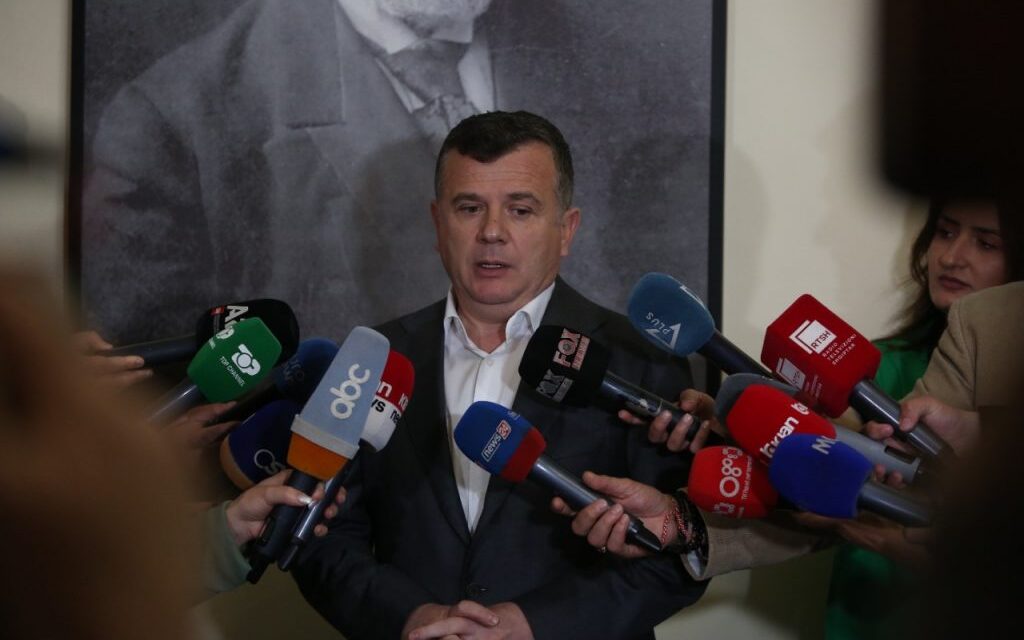 Presidenti i ri/ Balla: Me Berishën nuk do ketë negociata, për ne nuk ekziston