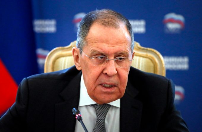 Lavrov: Kërcënimi për luftë bërthamore është real. Reagon Kievi