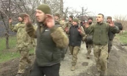 Kievi pranon dorëzimin e ushtarëve të tyre në Mariupol, “por janë më pak se 1 mijë”