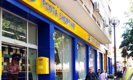 Dëm mbi 30 milion lekë, arrestohen 7 punonjësit e Postës Shqiptare